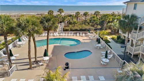 View, Breakers 324 Oceanfront Condo Hilton Head Coligny Beach, Direct Beach Access in Hilton Head Island (SC)