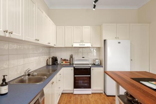 Surf Beach Remote Retreat in Surf Beach