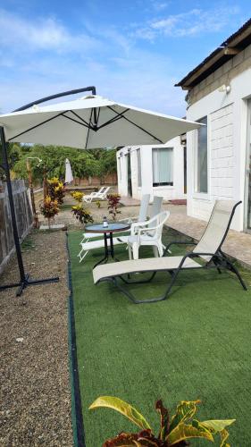 Casitas blancas vicmen Zorritos