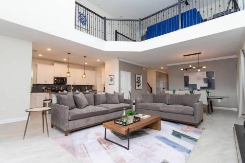 Gorgeous 6Bd Single Family w/ Pool @ Storey Lake 2767 O - image 25