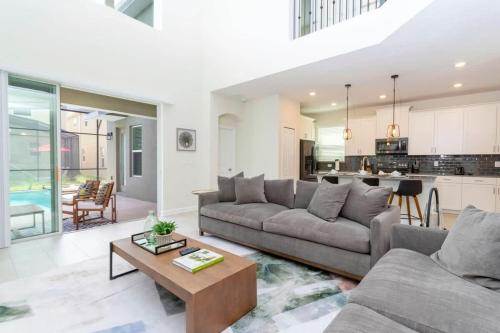 Gorgeous 6Bd Single Family w/ Pool @ Storey Lake 2767 O - image 23