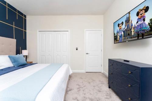 Gorgeous 6Bd Single Family w/ Pool @ Storey Lake 2767 O - image 26
