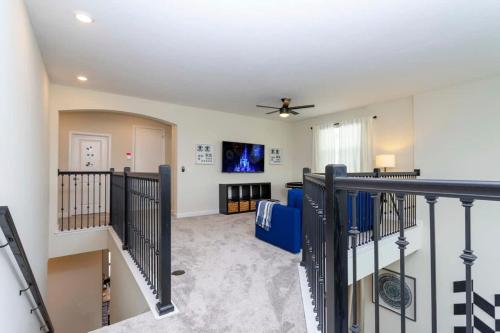 Gorgeous 6Bd Single Family w/ Pool @ Storey Lake 2767 O - image 22
