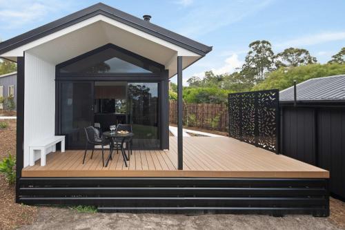 . Luxe Villa - Ocean Views 15km to Coolum Beach