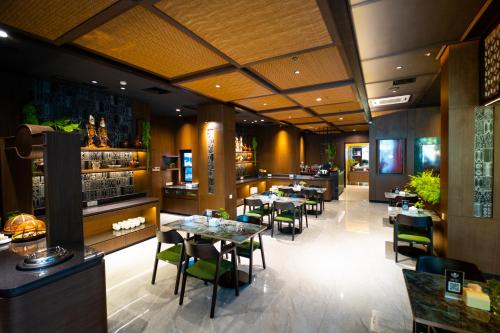 Great food & dining