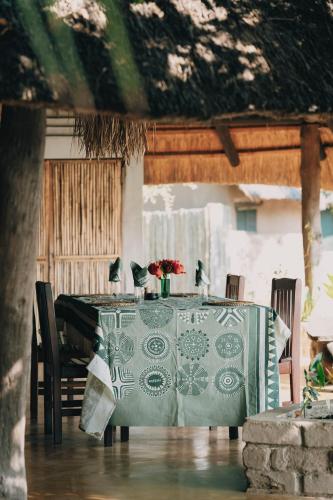 Thornicroft Lodge - South Luangwa in Kakumbi