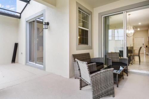 Four Bedrooms w/ Pool TownHome 4841 - image 36