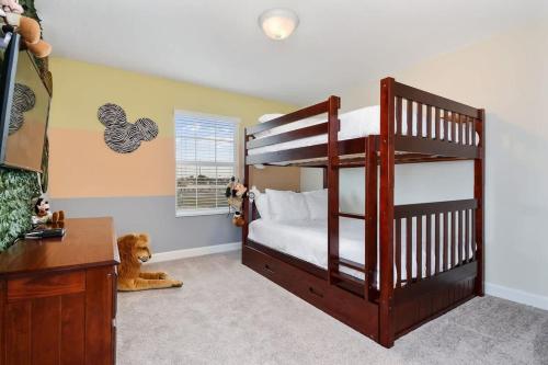 Four Bedrooms w/ Pool TownHome 4841 - image 41