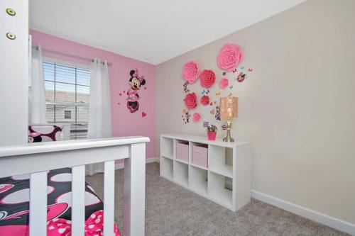 Four Bedrooms close to Disney w Pool 4898 - image 42