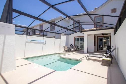 Ravishing Four Bd w/ Pool Close to Disney 4947 - image 40