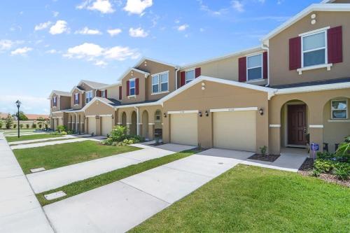 Four Bedroom with GameRoom 5150A - image 16