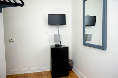 1 twin bed