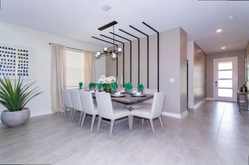 Stunning 5 Bd w/ Pool Close to Disney @ Storey Lake 2767 - image 24