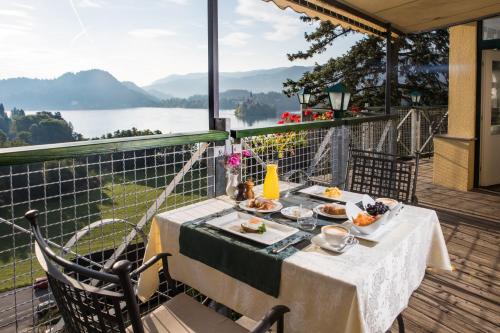 Restaurant, Hotel Triglav in Bled