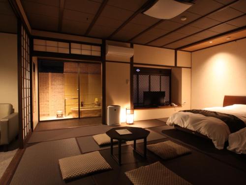 Fukumitsu Hanayama Onsen Takaoka