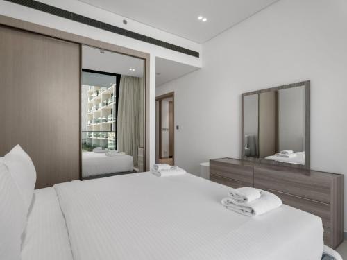 Modern 1BR Hideaway In Binghatti Phoenix-JVC - image 11