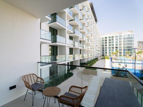 Modern 1BR Hideaway In Binghatti Phoenix-JVC - image 10