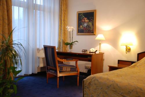 hotel photo