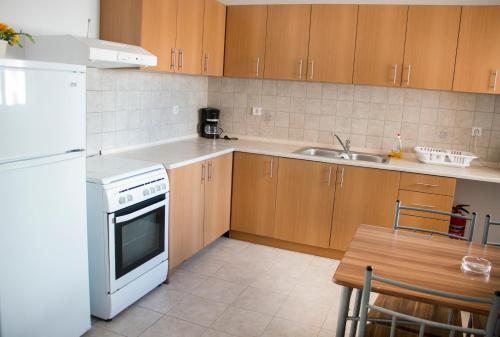 Gennadi Gardens Apartments & Villas - image 5