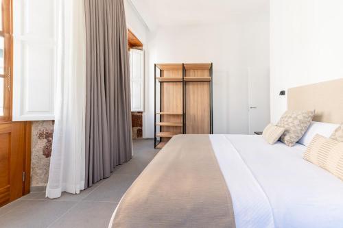 Callao Suites by IRES LAR Room Type - Two-Bedroom Apartment with City View