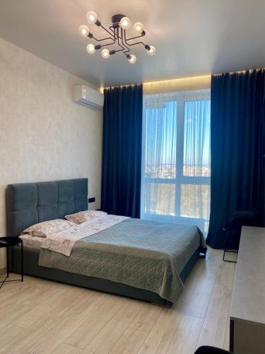 VIP Apartment Center, ЖК Яровиця, Luck