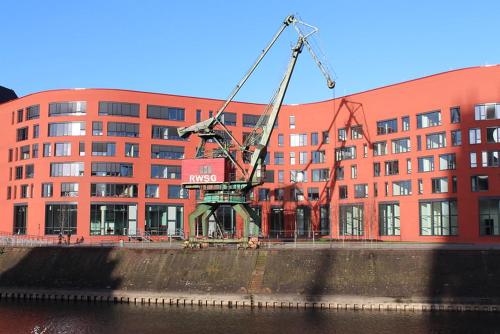 City Apartment 3 #Netflix &Wlan &Kaffee Maschine & Zentral & 500m Innenhafen & 2 min U Bahn in Duisburg