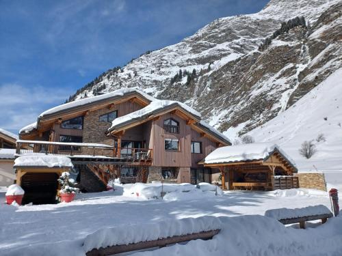 Chalet La Dolce Vita en Savoie gîte à louer La Chiserette