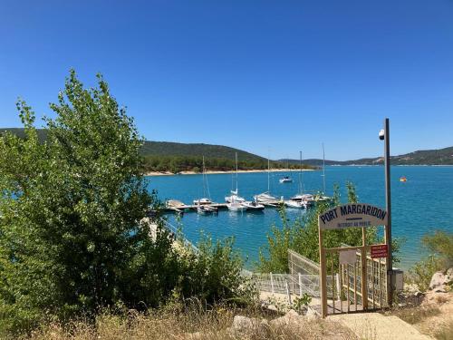 Le Romarin Les Salles sur verdon in Les Salles-pie-Verdonas