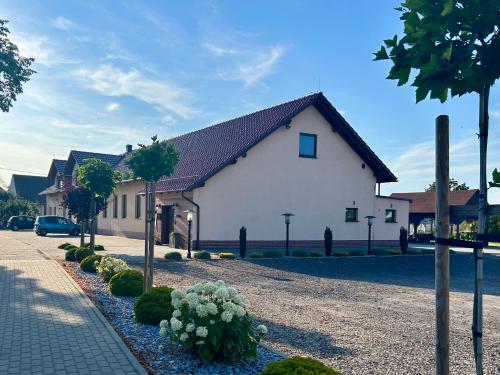 Restauracja - Noclegi Kołek (Restauracja - Noclegi Kolek) in 莫斯納