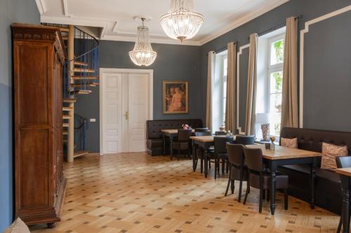 Saniertes Gutshaus mit Komfort und privater Sauna in Neu Gaarz