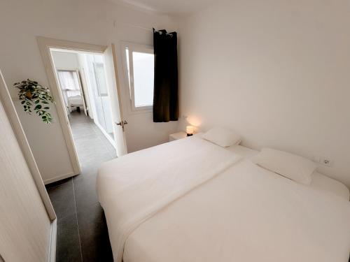 apartment in La Santa, Lanzarote, village by the Sea – khách sạn tại La Santa