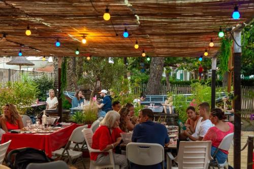 Facilities, ZEcamping 4 familial - Bulle de verdure - Parc Aqua - MH Climatise in Bessan