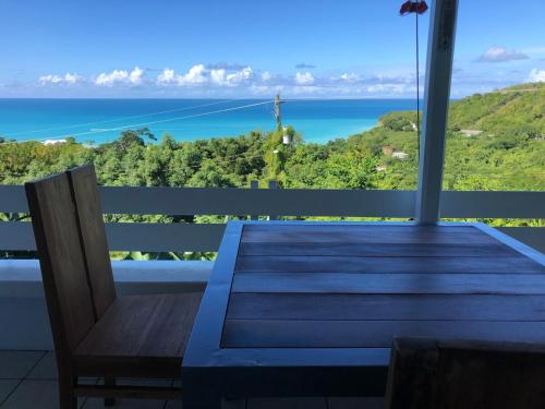 Halcyon Retreat – khách sạn tại Vịnh Dickenson