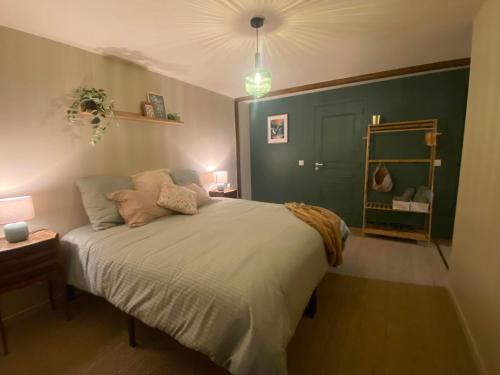 La guinguette du lavoir - Chambre d'hôte verte chambre d'hôte Bécherel