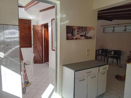 Appartement charmant à Le Gosier de 70 m² avec terrasse et jardin - image 8