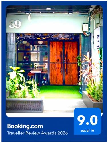 89 Bed & Studio Hostel, Godown