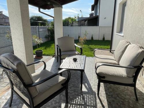 Casa Carolina - Accommodation - Alba Iulia