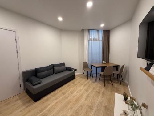 Superior One-Bedroom Apartment with Balcony