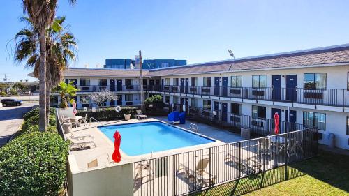 Motel 6-Galveston TX - image 41
