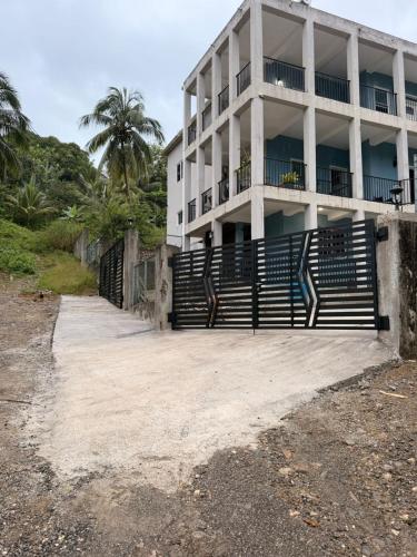 Kelsey's Kastle Portland Jamaica in Silverhila