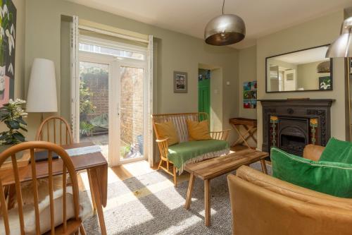 Beautiful & Cosy 2BD House - Southwark, Londyn