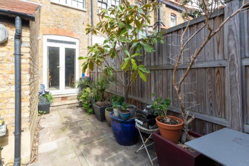 Beautiful & Cosy 2BD House - Southwark - image 43
