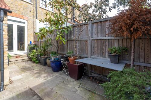 Beautiful & Cosy 2BD House - Southwark - image 20
