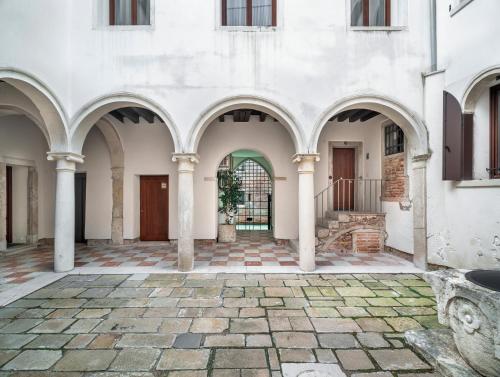 Venice Prestige - Palazzo Moro Noble Floor - image 8