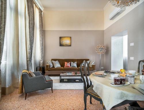 Venice Prestige - Palazzo Moro Noble Floor - image 14