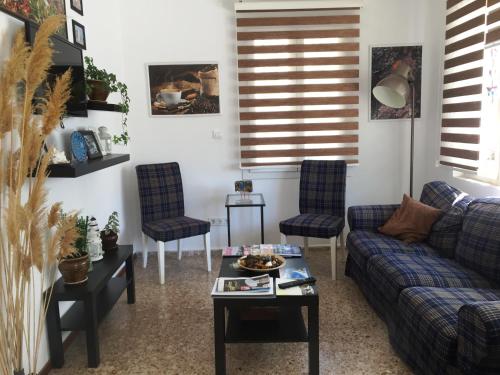 Shared lounge/TV area, Agan Pension in Bodrum