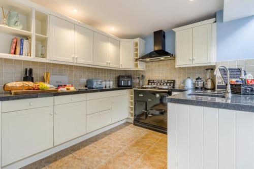 Seadmed, 4 Bed in Bronington oc-g32599 in Hammer