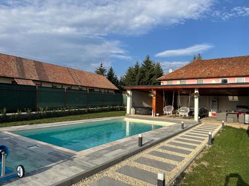 Somogyi Apartman Natur in Cotormani