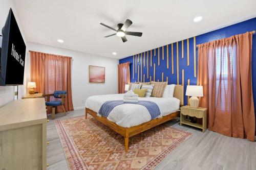 Play & Stay - Pool - Hot Tub - Movie Theater Room in Seminole (FL)
