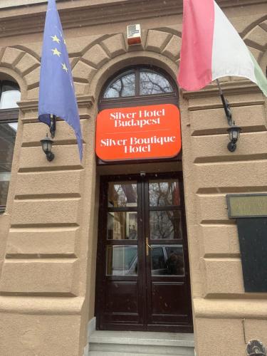 Silver Hotel Budapest City Center - Tap to explore photos